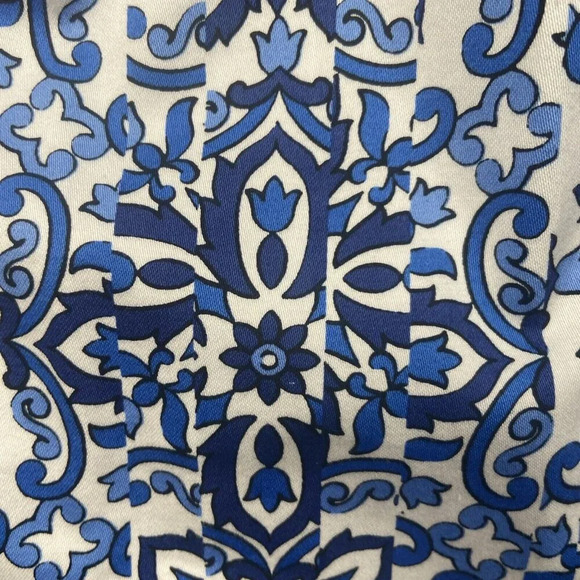 Milly Blue White Cotton Floral Sleeveless V-Neck Shift Dress Sz 10 Fit & Flare - Picture 6 of 15